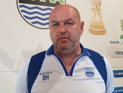 Tyronne Sakit, Klok Belum Pulih, Persib Kehilangan Dua Pilar di Semarang