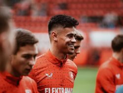 FC Twente Baru Pecahkan Rekor, Mees Hilgers Bisa Jadi Berikutnya