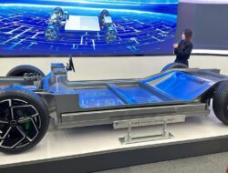 Teknologi Canggih! Mobil Hybrid BYD Mampu Tempuh 2.100 Km Sekali Isi