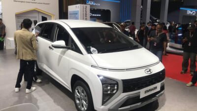 Hyundai luncurkan varian baru Stargazer di IIMS 2025.