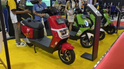 Motor Listrik Termurah di IIMS 2025, Mulai Rp8 Jutaan