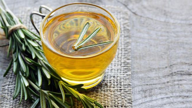 Teh herbal, salah satu dari dua minuman yang bikin umur panjang.