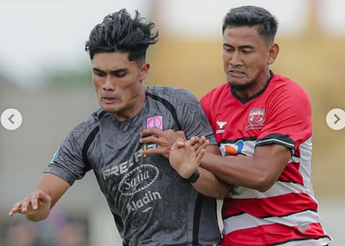 Laga Madura United vs Persis Solo.