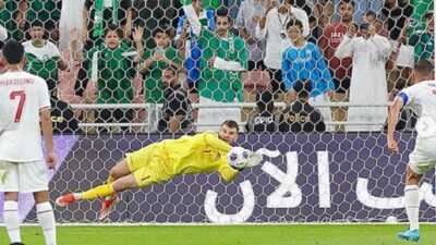 Maarten Paes berpotensi absen di laga Timnas Indonesia vs Bahrain.