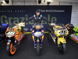 Kebiasaan Unik Pembalap MotoGP Sebelum Start, Valentino Rossi Paling Ikonik!