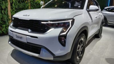 KIA Sonet dipamerkan di IIMS 2025.