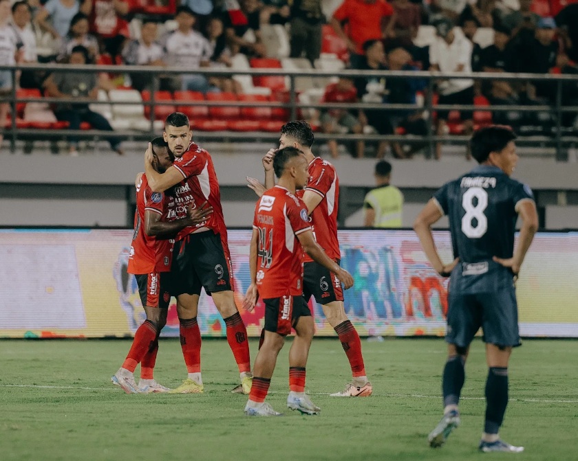 Bali United incar 5 besar di Liga 1 2024-2025.