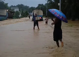 Banjir di Sungai Lasi
