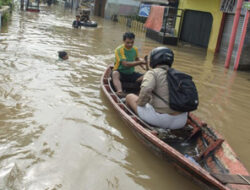 Hujan Deras Picu Banjir di Bandung Barat, Puluhan Keluarga Terdampak