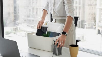 Aturan one month notice yang pekerja harus ketahui.