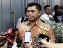 Juri Ardiantoro, Publik Perlu Akses Informasi Langsung dari Pejabat Negara
