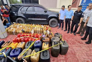 Barang bukti 1.310 liter solar subsidi.