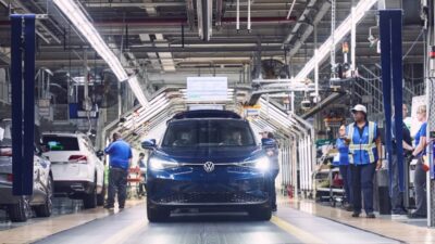 Industri Otomotif Dunia Kocar-Kacir Hadapi Tarif Impor AS