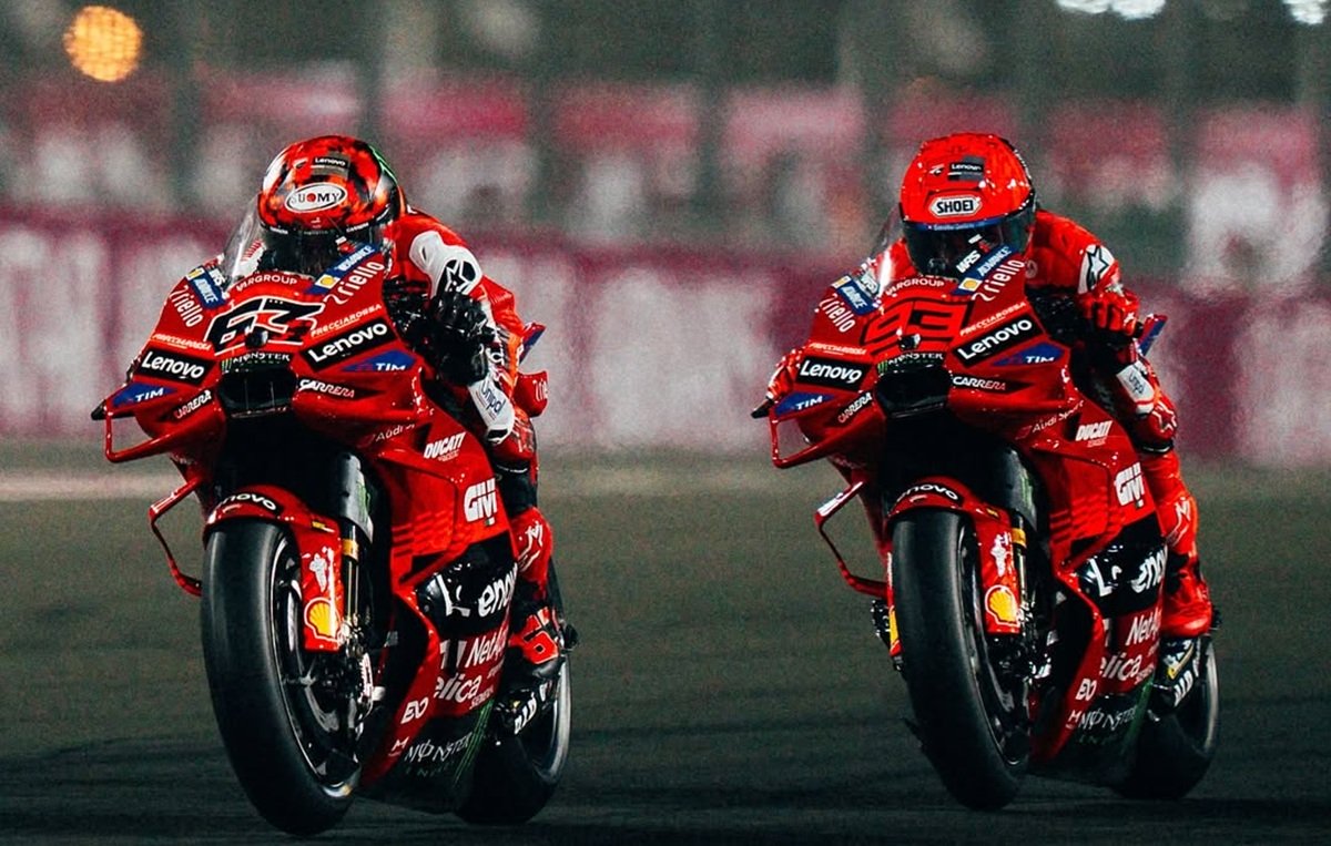 Marc Marquez (93) menjadi ancaman nyata buat Francesco Bagnaia (63) di Jerez pada MotoGP Spanyol 2025.