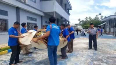 Lapas Lubuk Basung Suguhkan Hiburan Minang, Suasana Kunjungan Lebaran Jadi Hangat