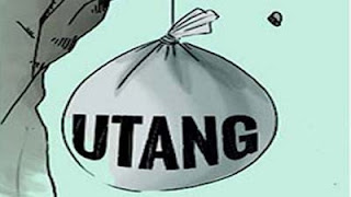 Sejumlah siswa SD dan SMP di Kecamatan Sungai Geringging, Padang Pariaman, Sumbar menikmati jam istirahat belajar.