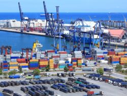 Trump Umumkan Tarif Massal, Mitra Dagang AS Ketar-Ketir