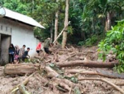 Solok Dilanda Banjir dan Longsor, BPBD Lakukan Evakuasi