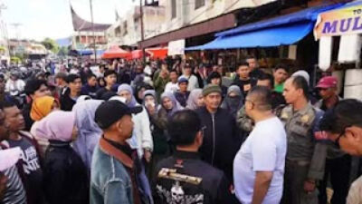 Wali Kota Padang Panjang Tertibkan PKL