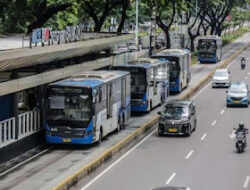 Rayakan Hari Kartini & Angkutan, Tarif Transportasi Digratiskan