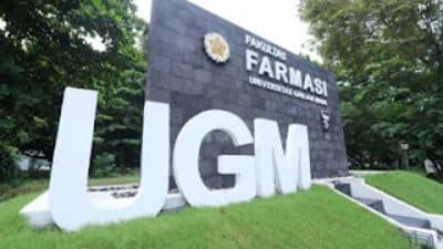 Fakultas Farmasi UGM.