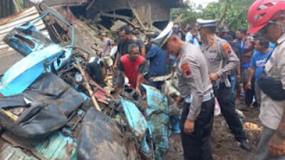 Tragedi di Purworejo, 10 Nyawa Melayang, Truk Hantam Rombongan Ibu Pengajian