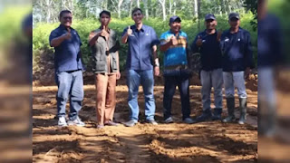 Perbaikan jalan desa oleh PTPN IV Regional 4.