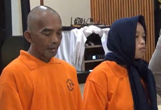 Dua tersangka pembunuhan dan mutilasi ibu kandung di Kabupaten Cianjur ditangkap polisi.