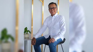 Dirut PT Semen Padang Indrieffouny Indra ditunjuk menjadi Dirut Semen Indonesia.