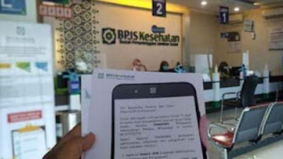 Gaji pekerja dipotong 1 persen setiap bulan untuk membayar iuran BPJS Kesehatan.
