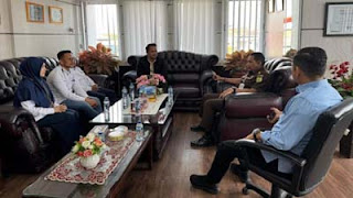 PLN UP3 Bukittinggi audiensi dengan Kejari Bukittinggi.