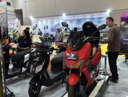 Pameran PEVS 2025 Banjir Promo, Motor Listrik Dipangkas Hingga Belasan Juta!