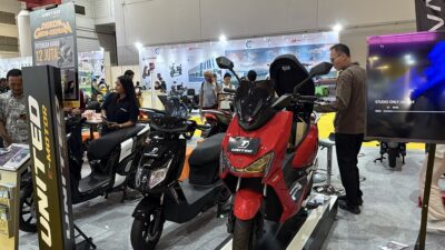 Berburu Diskon Motor Listrik di PEVS 2025, Ada yang Tembus Rp12,5 Juta.