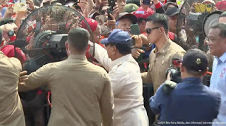 Presiden Prabowo Hadiri Peringatan Hari Buruh Internasional, Monas, 1 Mei 2025.