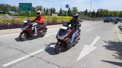 Fitur RoadSync membuat perjalanan dengan Honda PCX 160 lebih mudah dan nyaman.