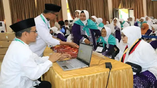 Pemerintah memberikan layanan fast track untuk Jemaah haji 2025.