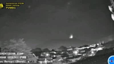 Erupsi Hebat Gunung Marapi Guncang Sumbar, Warga Rasakan Getaran Kuat