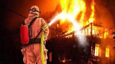 Tim Gabungan Padamkan Api di Lahan 30 Hektare Sumbar