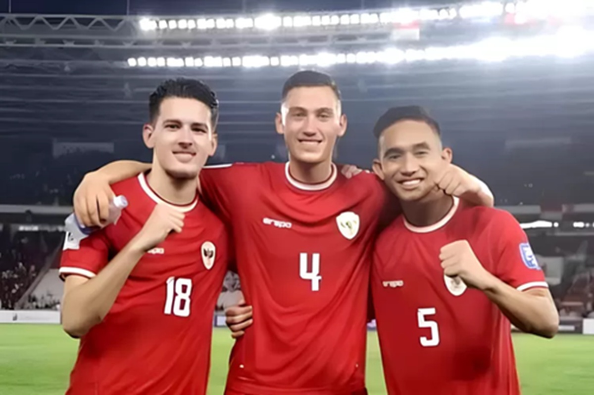 Jay Idzes kala membela Timnas Indonesia.