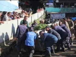 Pemko Padang Tegaskan Aturan, Satpol PP Tertibkan PKL di Pasar