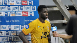 Alhassan Wakaso, Gelandang Bertahan Semen Padang FC