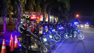 Polda Riau menggelar patroli skala besar, Sabtu (17/5/2025) malam.