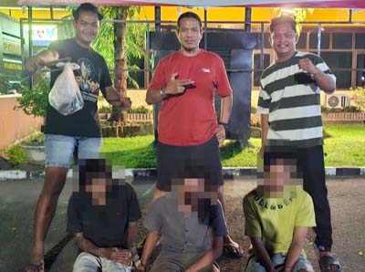 Tiga pelaku pencurian tiang besi diringkus Tim Klewang Polresta Padang.