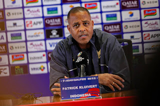 Patrick Kluivert.