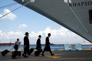 Warga Israel dikabarkan banyak yang melarikan diri ke Pulau Siprus pasca serangan Iran.