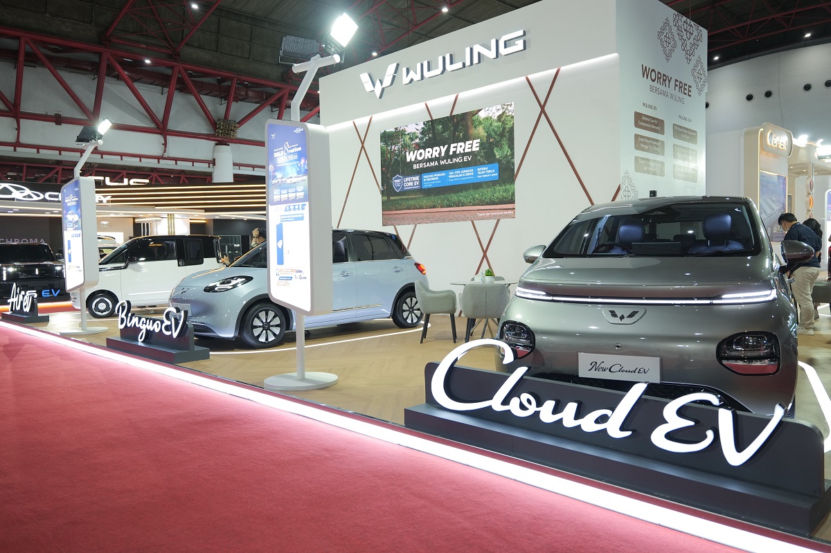 Ramaikan Jakarta Fair 2025, Wuling Bawa Deretan Mobil Listrik.