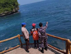 Ombak Setinggi 2,5 Meter Hambat Pencarian Mahasiswa Hilang di Pantai Malang