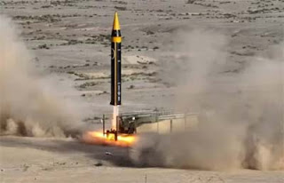 Iran luncurkan rudal Khyber berhulu ledak ganda.