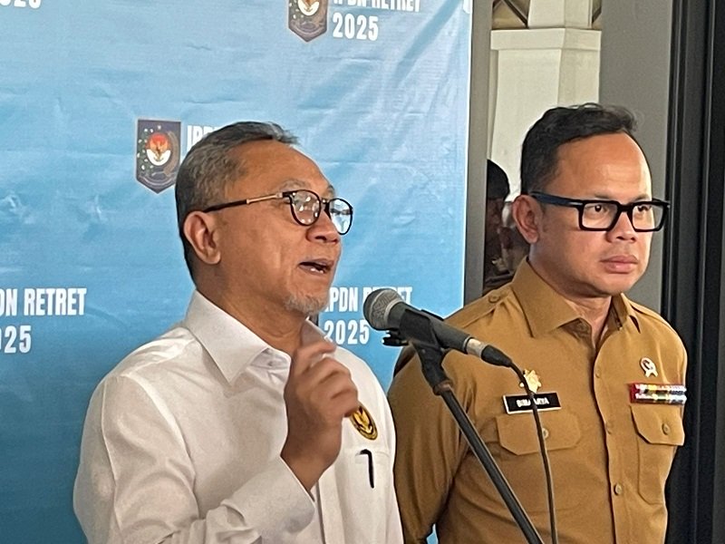 Menko Zulhas soal Koperasi Merah Putih.