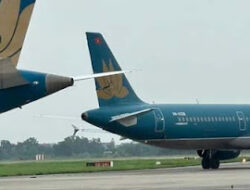 Boeing 787-9 dan Airbus A321 Vietnam Airlines Tabrakan Saat di Darat